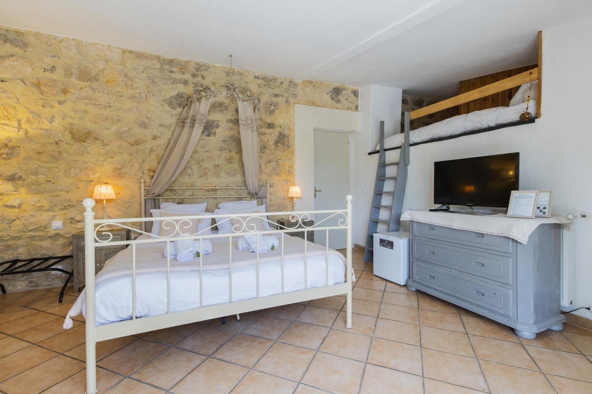 Chambre D'Hotes - B&B - Grand Luberon Chez Manon En Luberon Lagnes Экстерьер фото
