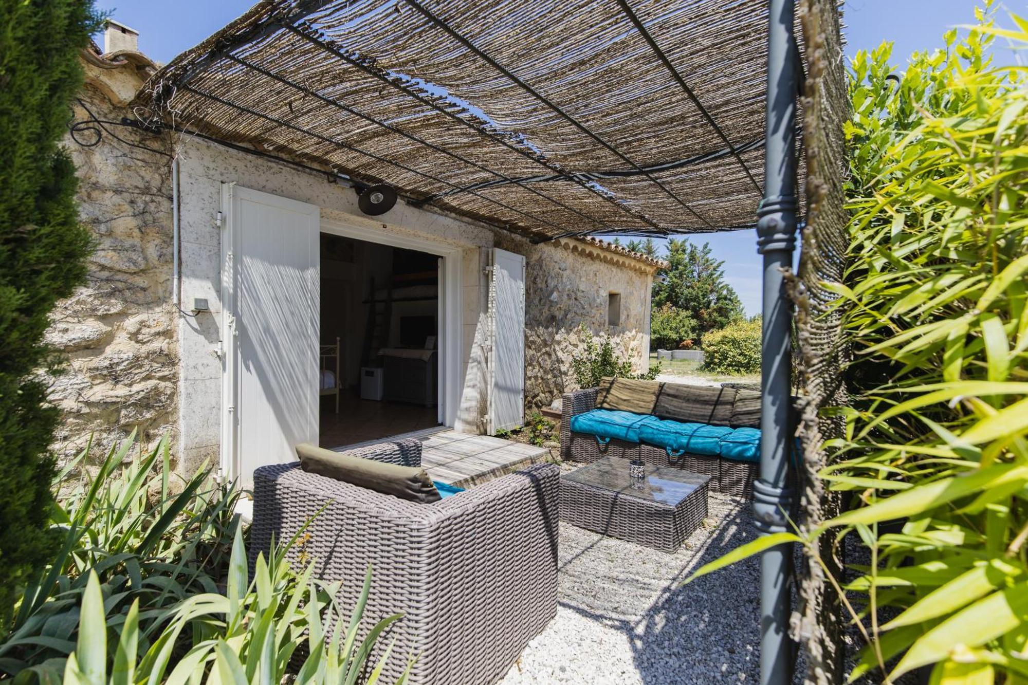 Chambre D'Hotes - B&B - Grand Luberon Chez Manon En Luberon Lagnes Экстерьер фото